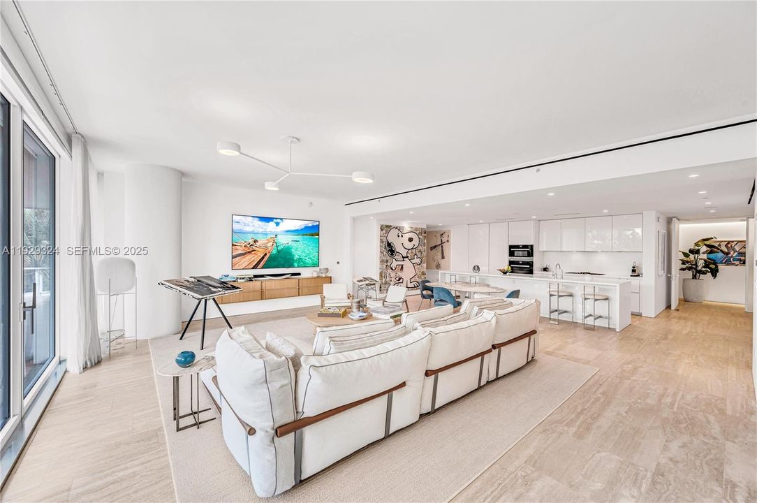 En Venta: $7,250,000 (2 camas, 2 baños, 2317 Pies cuadrados)