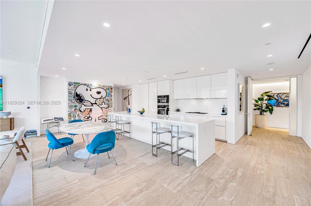 En Venta: $7,250,000 (2 camas, 2 baños, 2317 Pies cuadrados)