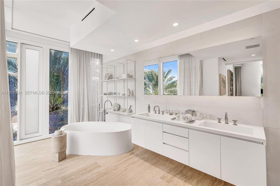 En Venta: $7,250,000 (2 camas, 2 baños, 2317 Pies cuadrados)