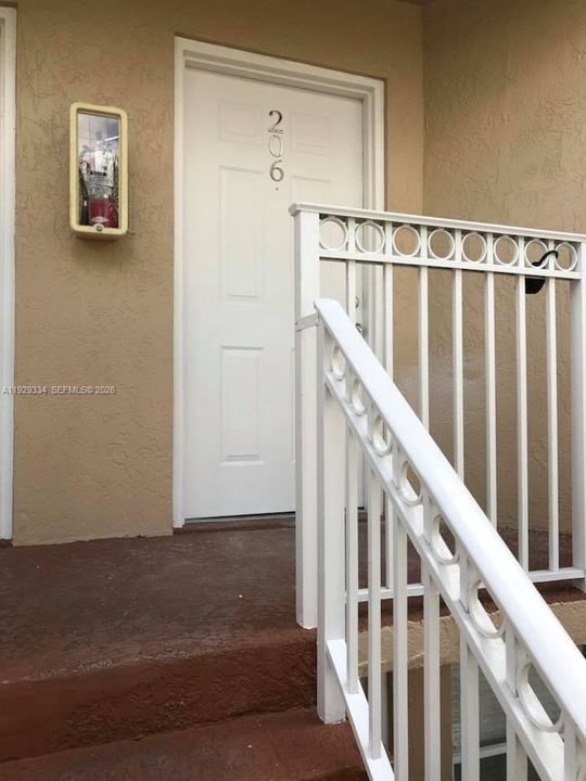 出租: $2,450 (2 贝兹, 2 浴室, 0 平方英尺)