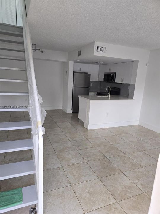 出租: $2,450 (2 贝兹, 2 浴室, 0 平方英尺)