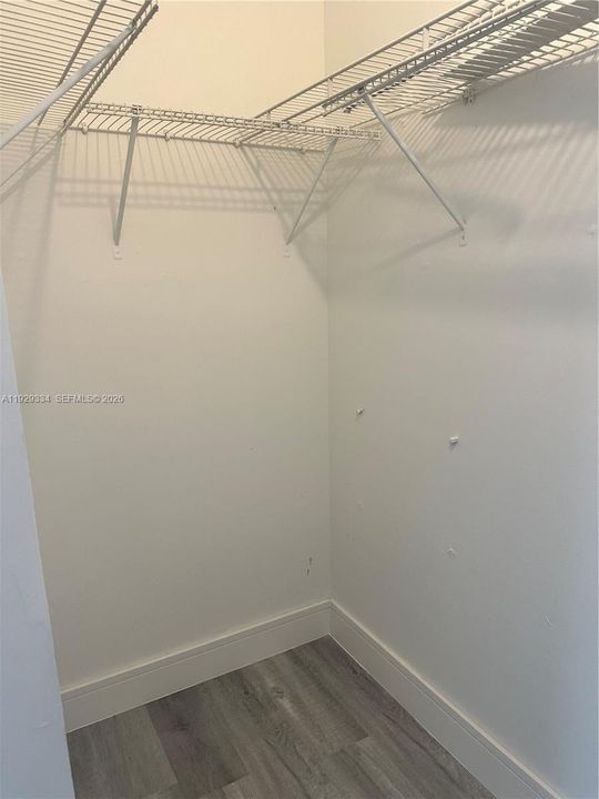 出租: $2,450 (2 贝兹, 2 浴室, 0 平方英尺)