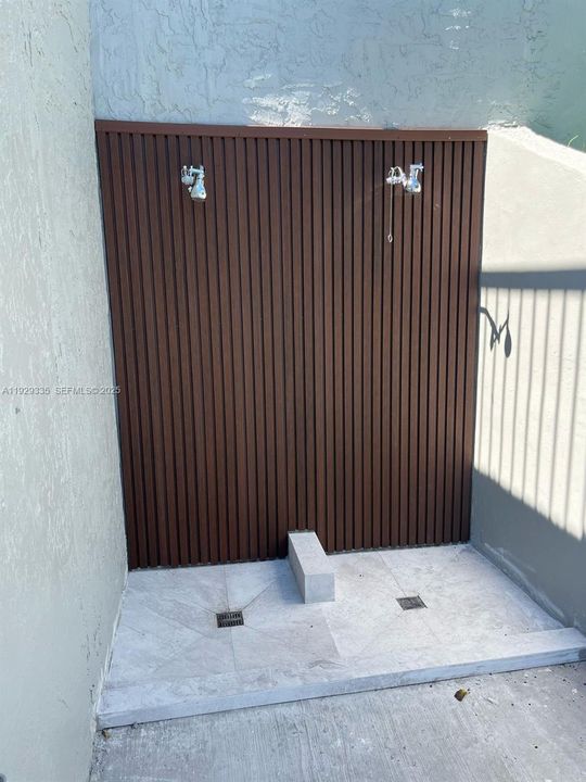 待售: $799,000 (2 贝兹, 2 浴室, 1345 平方英尺)