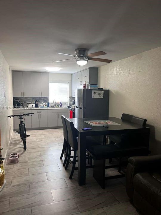 For Sale: $259,000 (2 beds, 1 baths, 778 Square Feet)