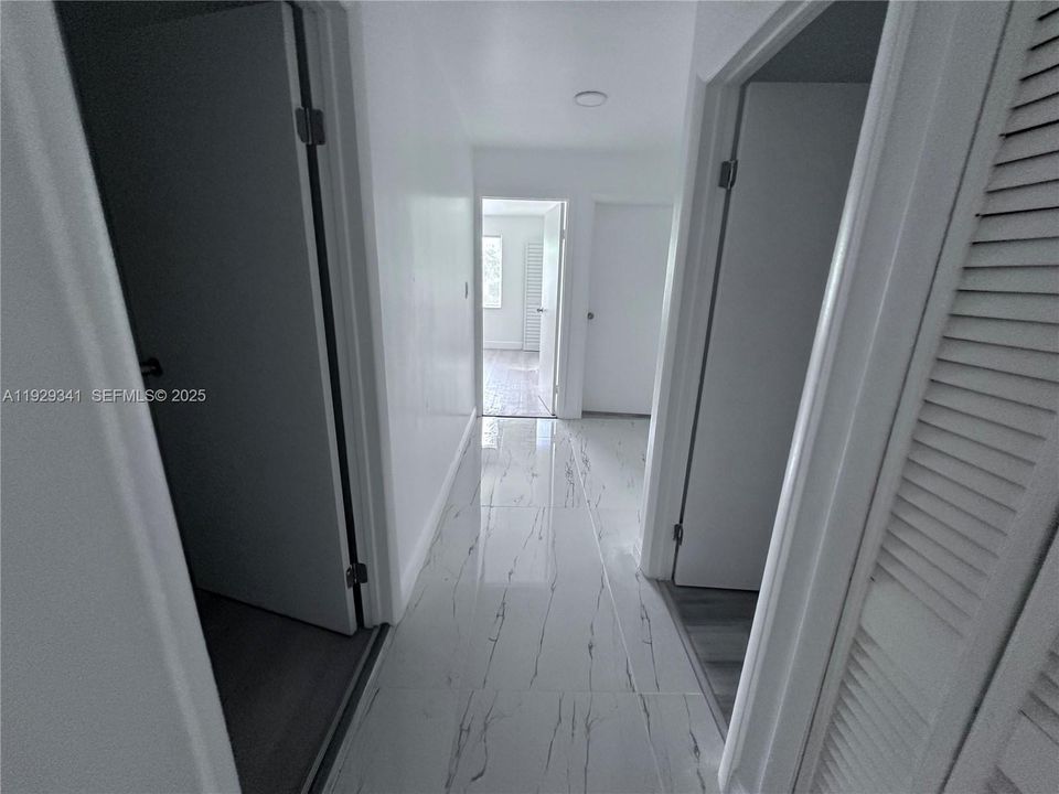 В аренду: $3,500 (4 спален, 3 ванн, 4270 Квадратных фут)