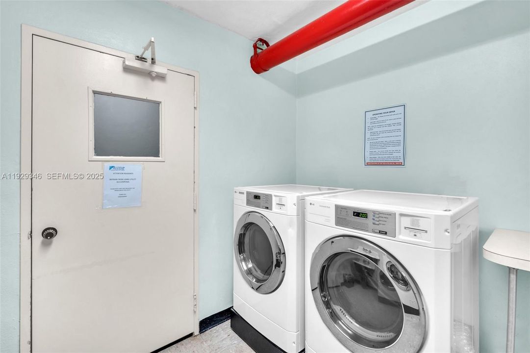 В аренду: $2,000 (1 спален, 1 ванн, 828 Квадратных фут)