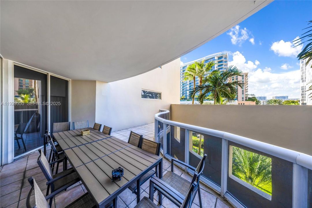 For Rent: $7,000 (3 beds, 3 baths, 1840 Square Feet)