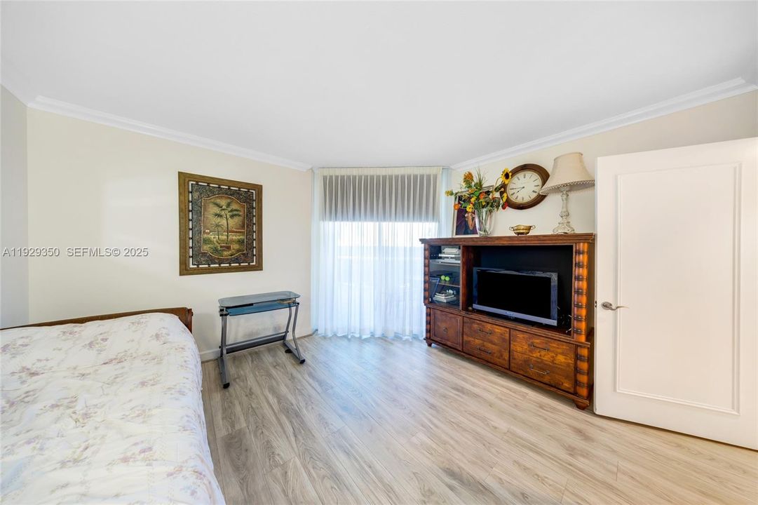 For Rent: $7,000 (3 beds, 3 baths, 1840 Square Feet)