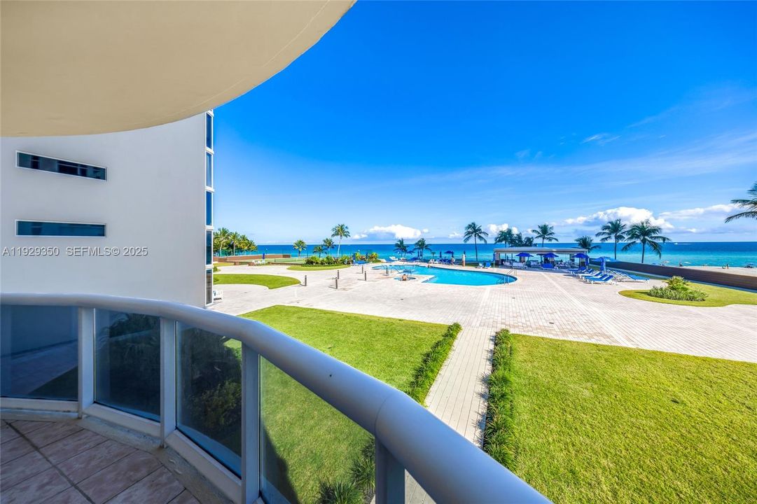 For Rent: $7,000 (3 beds, 3 baths, 1840 Square Feet)