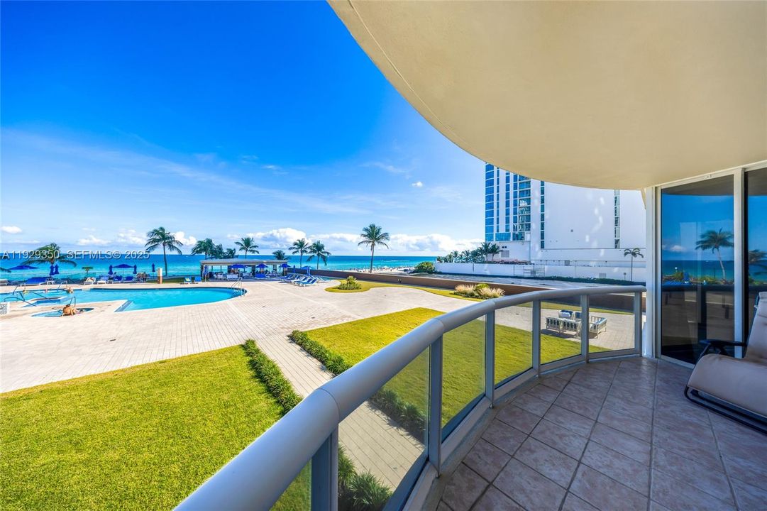 For Rent: $7,000 (3 beds, 3 baths, 1840 Square Feet)