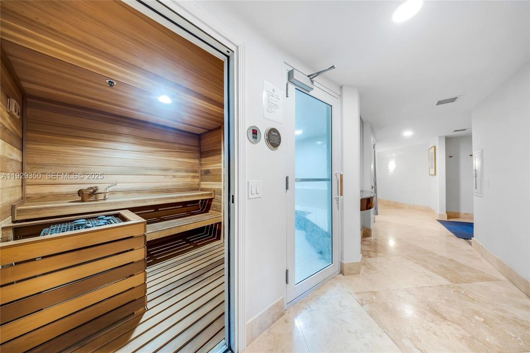 For Rent: $7,000 (3 beds, 3 baths, 1840 Square Feet)