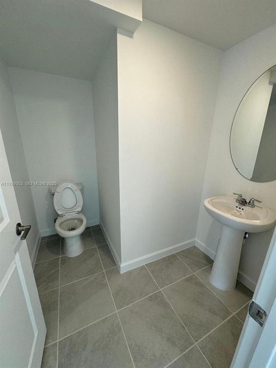 For Rent: $2,500 (3 beds, 2 baths, 0 Square Feet)