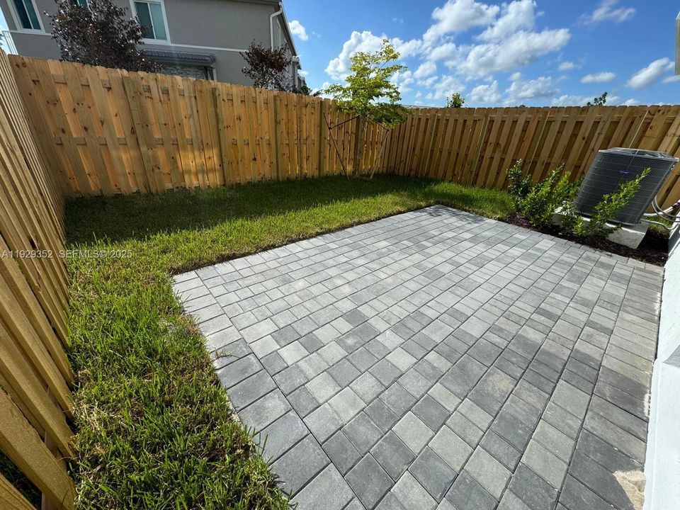 For Rent: $2,500 (3 beds, 2 baths, 0 Square Feet)