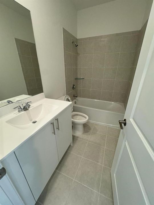 For Rent: $2,500 (3 beds, 2 baths, 0 Square Feet)