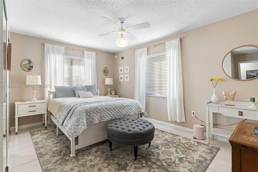 For Sale: $749,900 (3 beds, 2 baths, 1771 Square Feet)