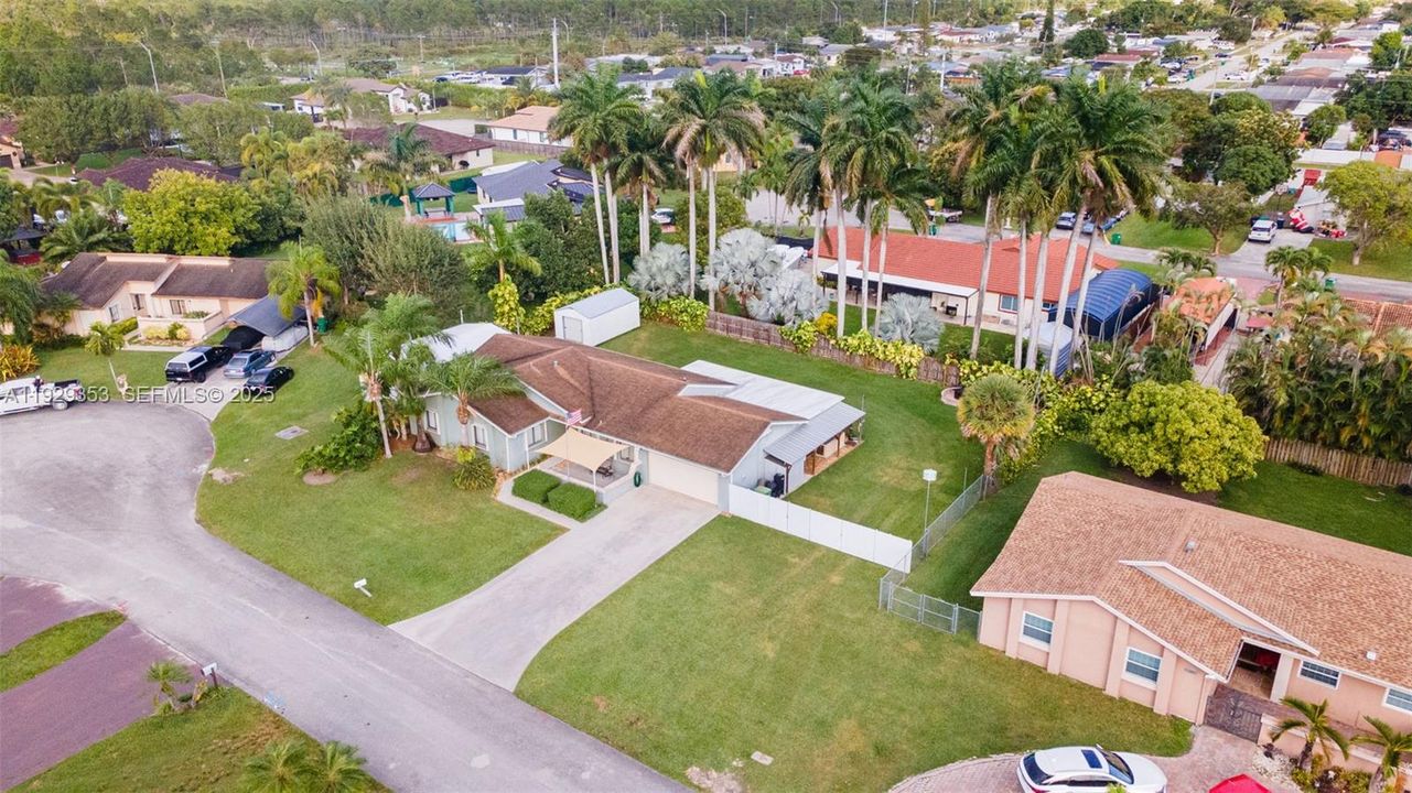 For Sale: $749,900 (3 beds, 2 baths, 1771 Square Feet)