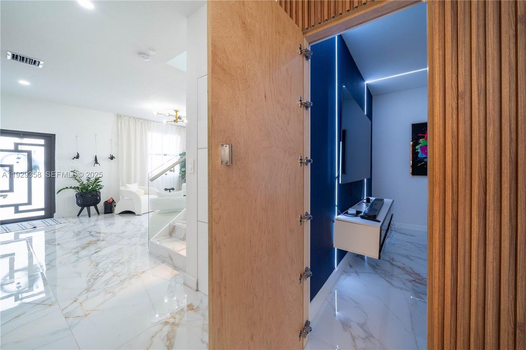 На продажу: $815,000 (4 спален, 2 ванн, 2560 Квадратных фут)