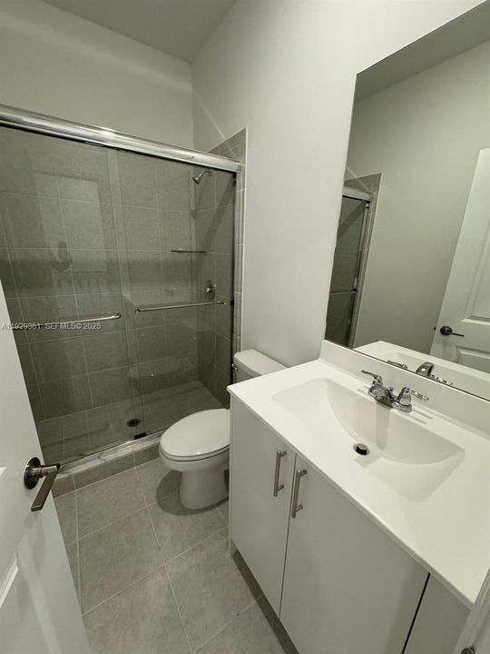 For Rent: $2,500 (3 beds, 3 baths, 0 Square Feet)