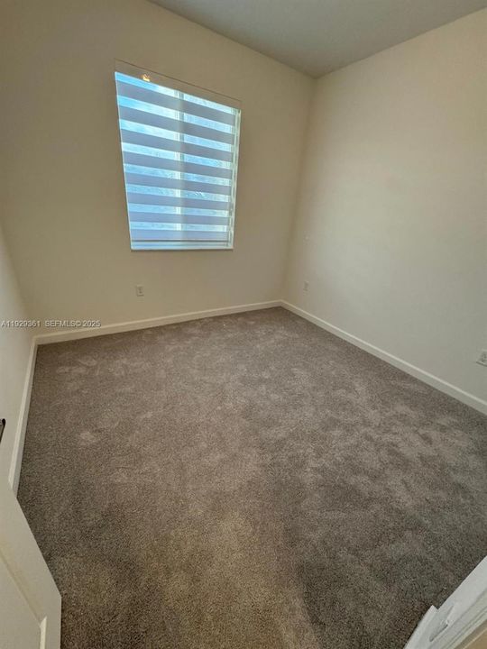 For Rent: $2,500 (3 beds, 3 baths, 0 Square Feet)
