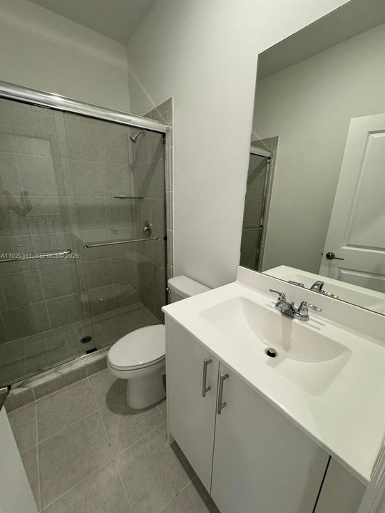 For Rent: $2,500 (3 beds, 3 baths, 0 Square Feet)