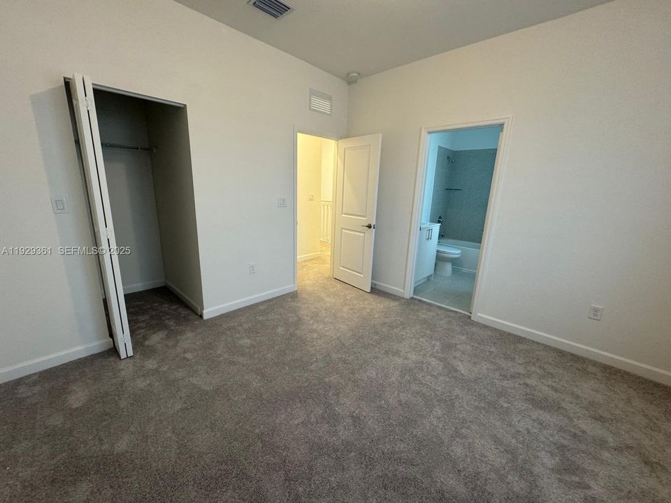 For Rent: $2,500 (3 beds, 3 baths, 0 Square Feet)