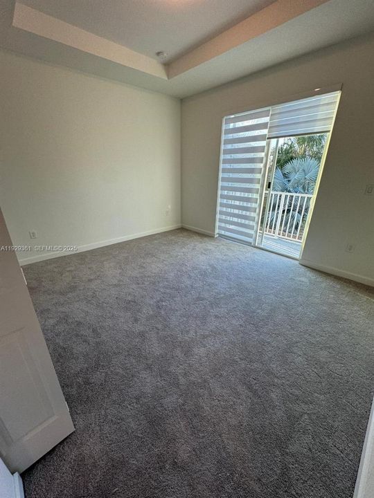 For Rent: $2,500 (3 beds, 3 baths, 0 Square Feet)