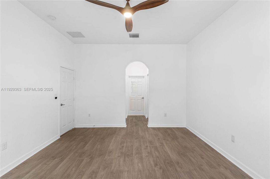 В аренду: $3,600 (3 спален, 2 ванн, 0 Квадратных фут)