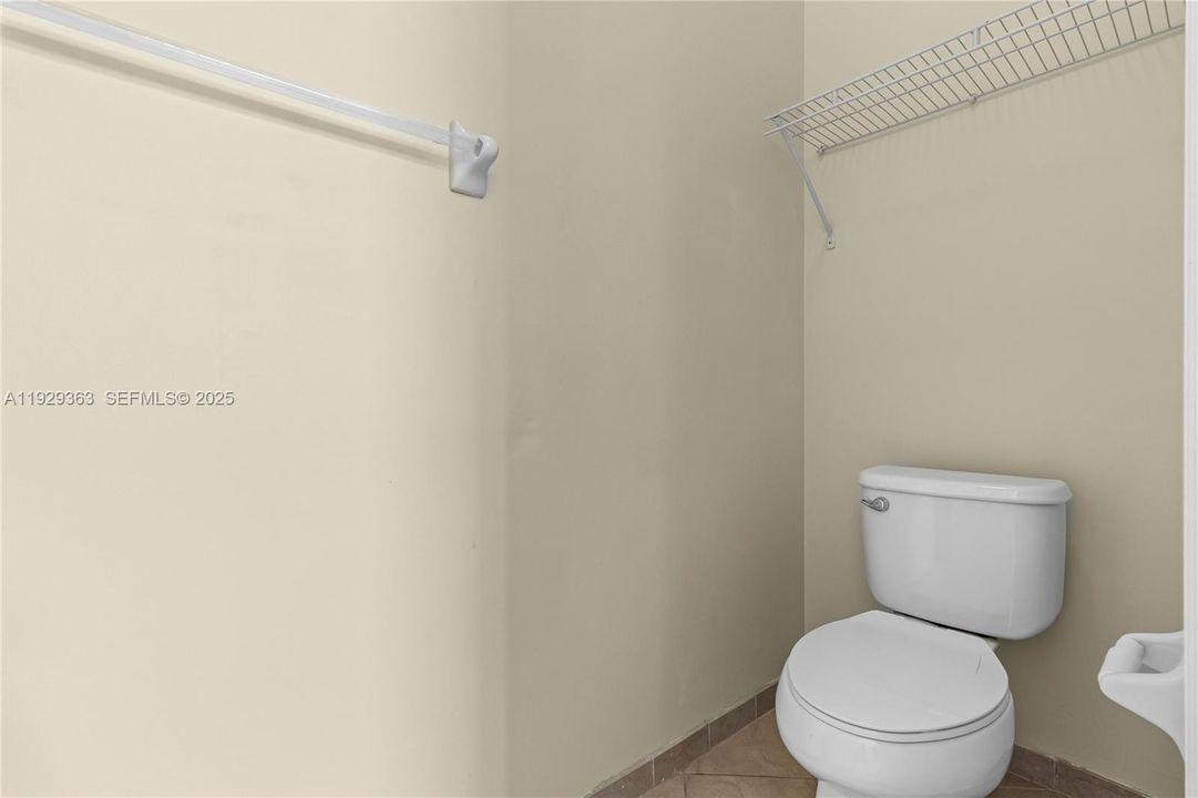 В аренду: $3,600 (3 спален, 2 ванн, 0 Квадратных фут)