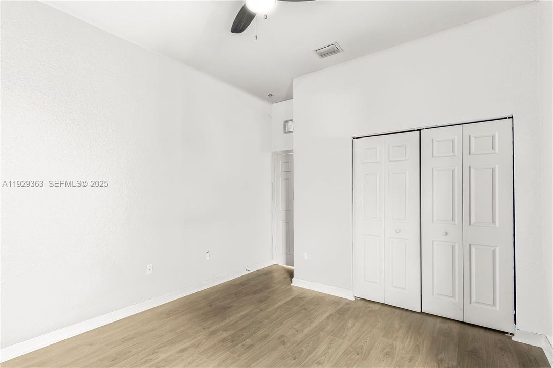 В аренду: $3,600 (3 спален, 2 ванн, 0 Квадратных фут)