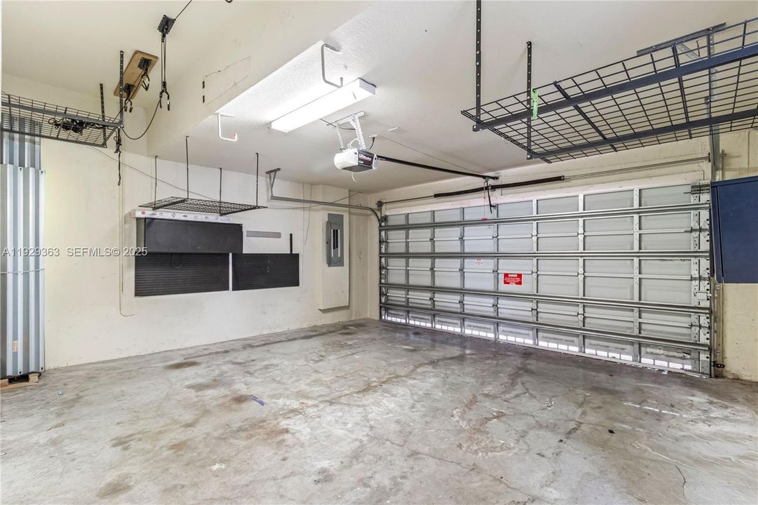 В аренду: $3,600 (3 спален, 2 ванн, 0 Квадратных фут)