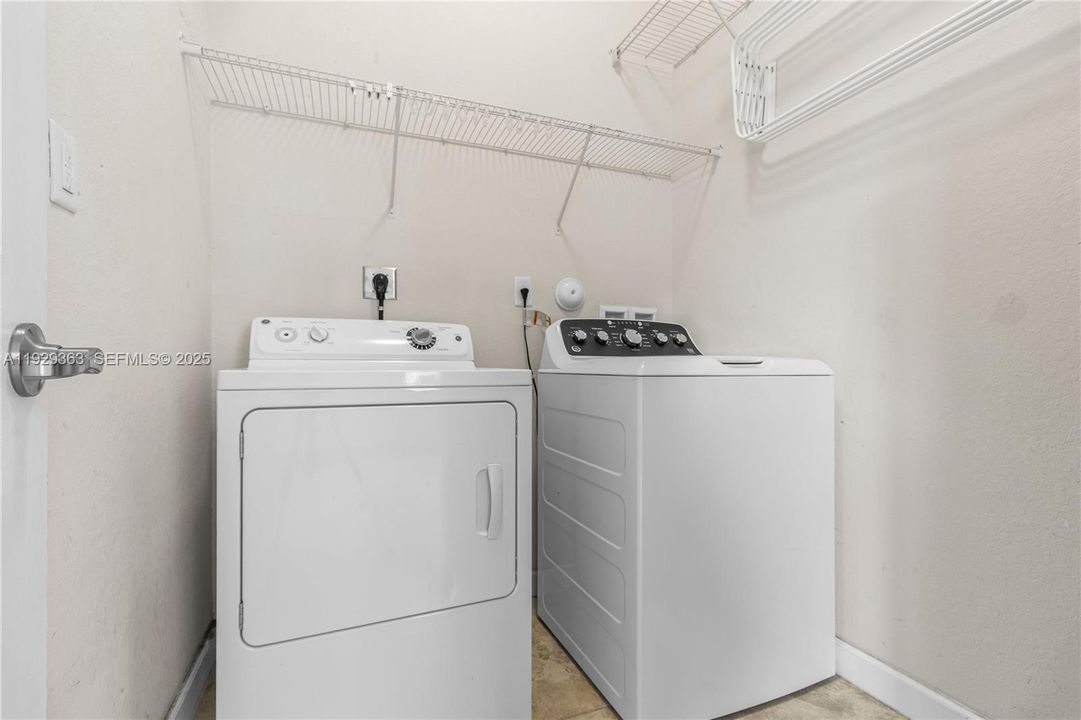 В аренду: $3,600 (3 спален, 2 ванн, 0 Квадратных фут)