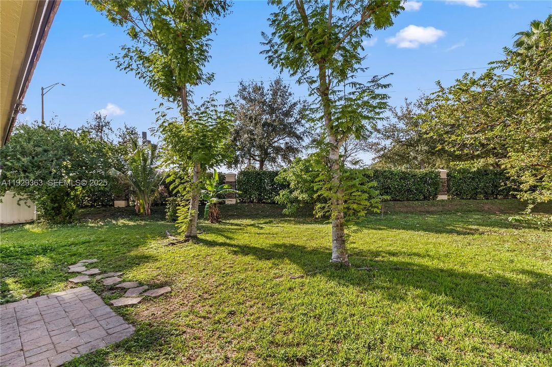 В аренду: $3,600 (3 спален, 2 ванн, 0 Квадратных фут)