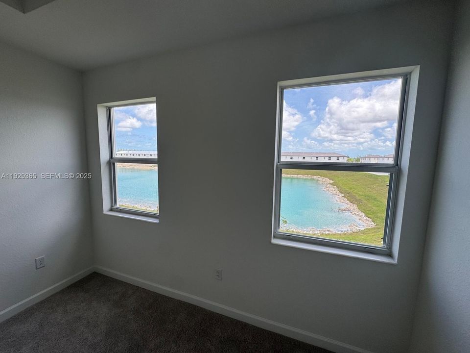 For Rent: $2,500 (3 beds, 3 baths, 0 Square Feet)