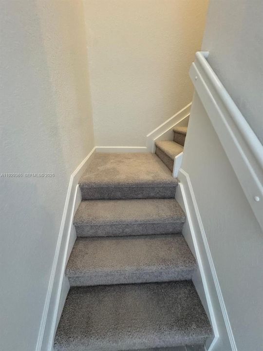 For Rent: $2,500 (3 beds, 3 baths, 0 Square Feet)