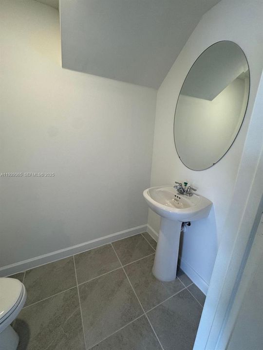 For Rent: $2,500 (3 beds, 3 baths, 0 Square Feet)