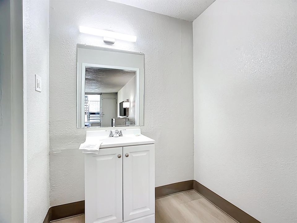 Double Studio - Stayable Lakeland-5