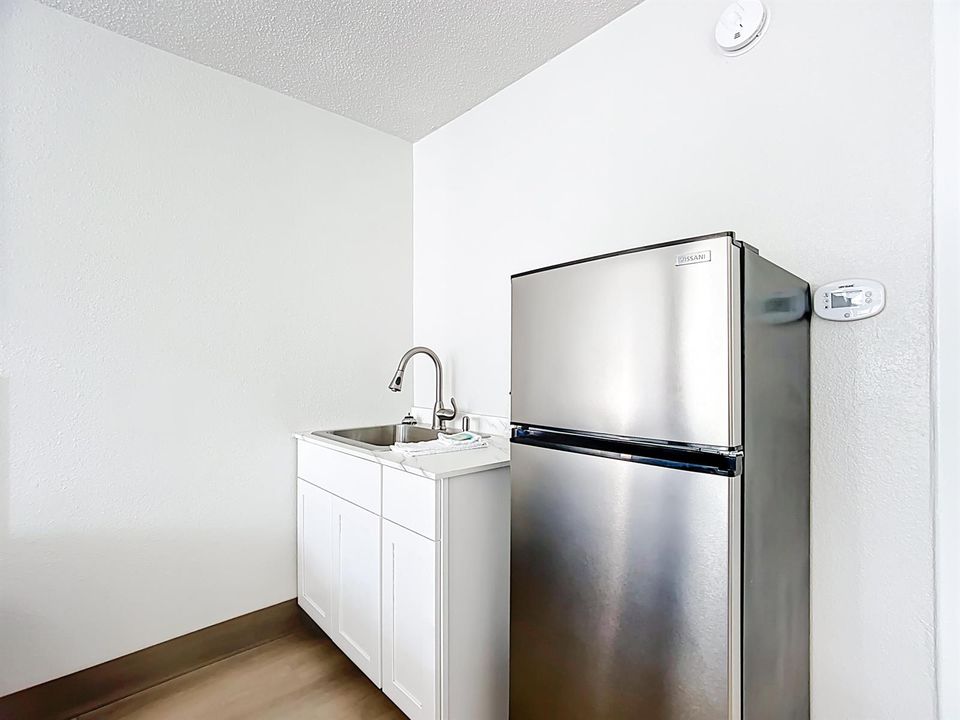 Double Studio - Stayable Lakeland-4