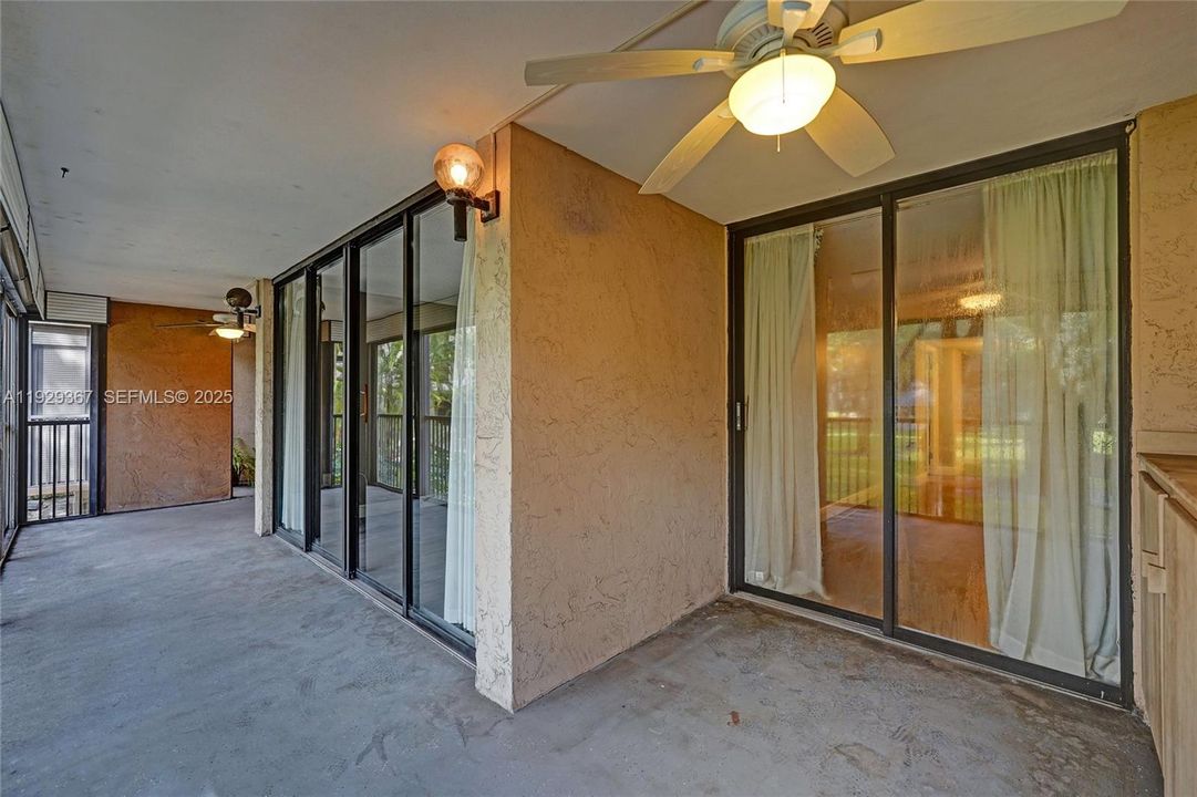 For Sale: $339,900 (2 beds, 2 baths, 1383 Square Feet)