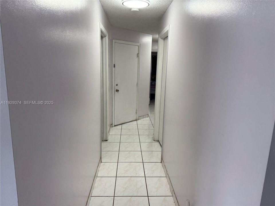 For Sale: $569,000 (4 beds, 2 baths, 1477 Square Feet)