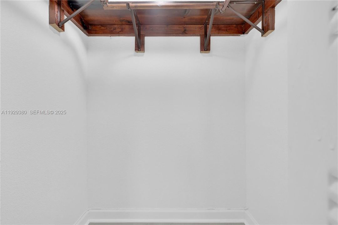 В аренду: $2,150 (2 спален, 1 ванн, 1350 Квадратных фут)