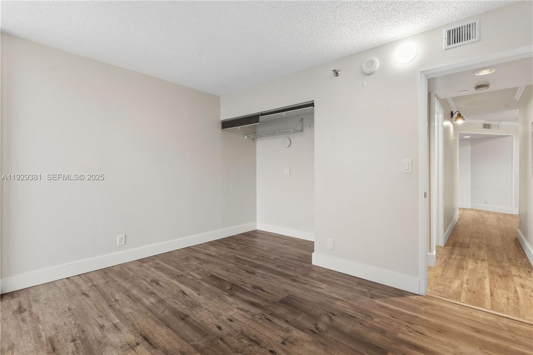 На продажу: $540,000 (2 спален, 2 ванн, 1181 Квадратных фут)