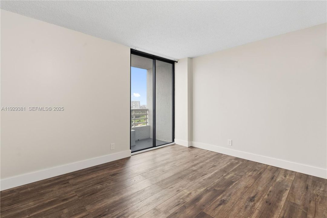 На продажу: $540,000 (2 спален, 2 ванн, 1181 Квадратных фут)