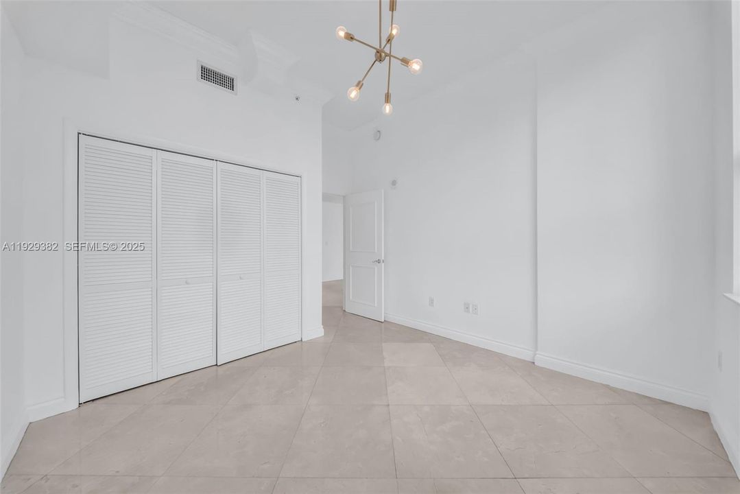 На продажу: $675,000 (2 спален, 2 ванн, 1058 Квадратных фут)