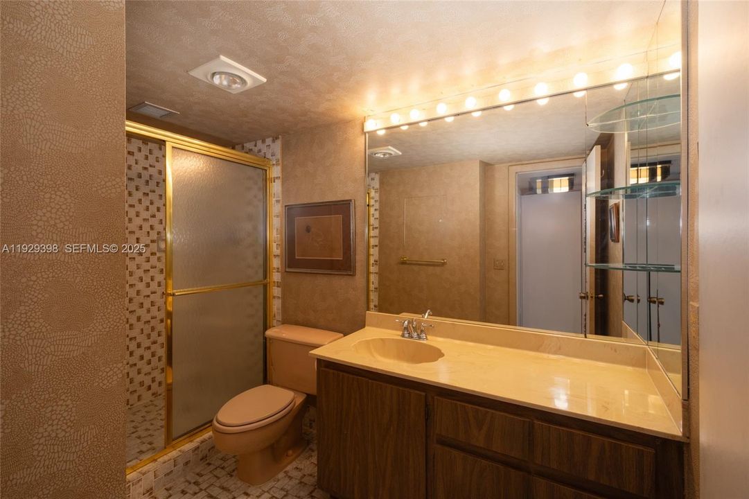 待售: $399,500 (2 贝兹, 2 浴室, 2132 平方英尺)