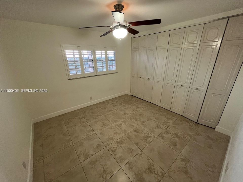 For Rent: $1,700 (2 beds, 2 baths, 900 Square Feet)