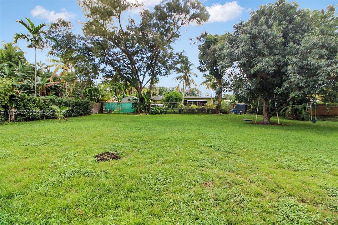 待售: $725,000 (4 贝兹, 3 浴室, 1965 平方英尺)