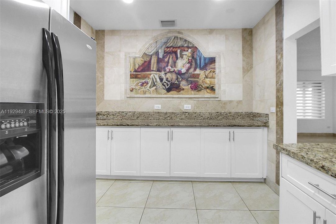 待售: $725,000 (4 贝兹, 3 浴室, 1965 平方英尺)