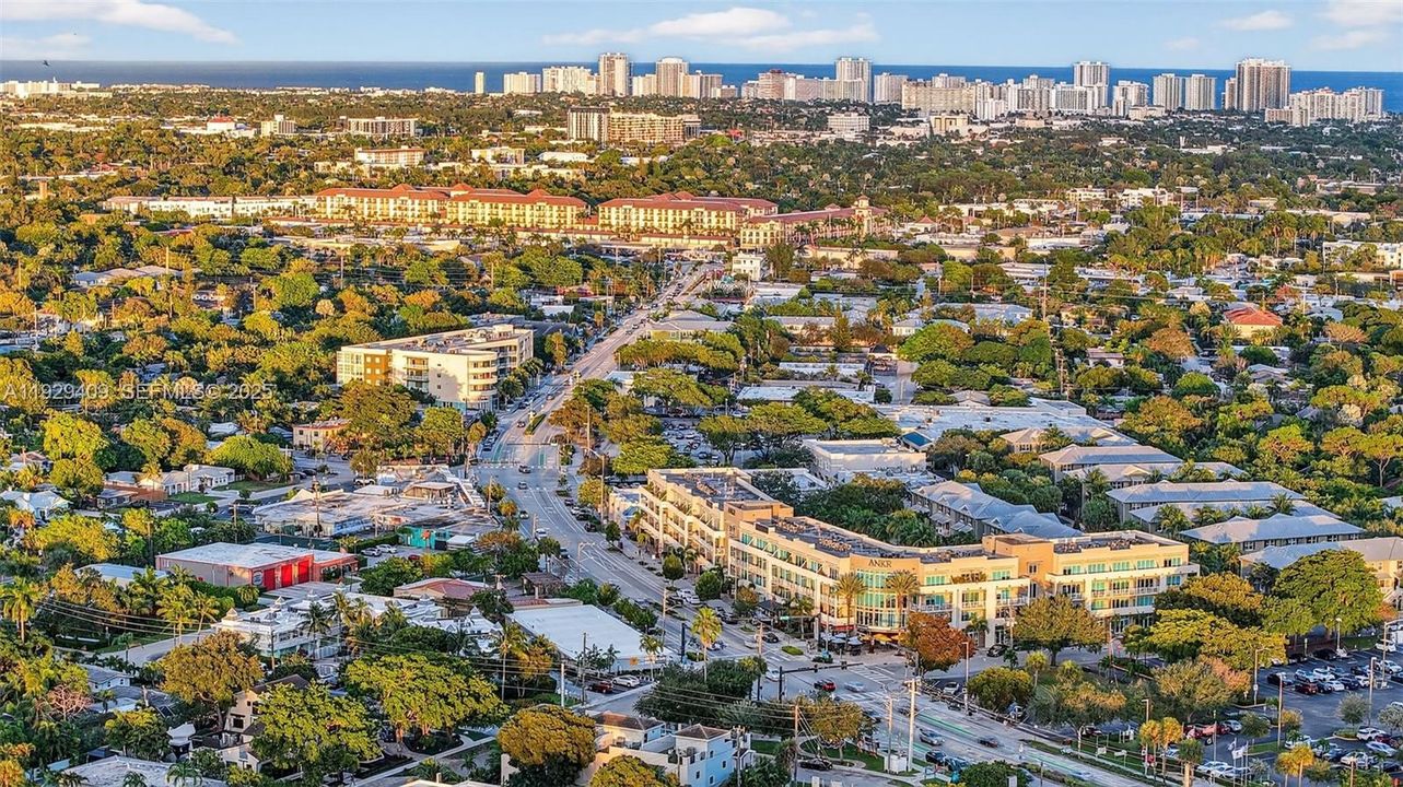 En Venta: $275,000 (2 camas, 2 baños, 1200 Pies cuadrados)