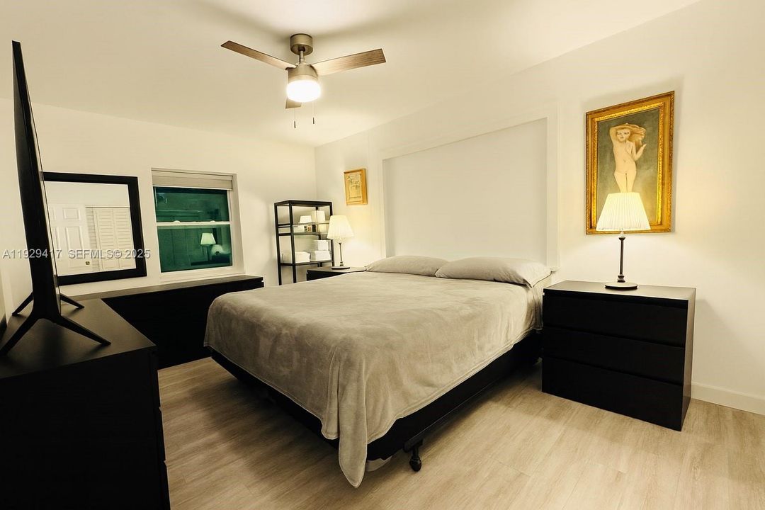 For Sale: $949,900 (4 beds, 2 baths, 1483 Square Feet)