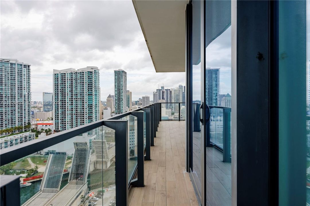 For Rent: $6,200 (2 beds, 2 baths, 1265 Square Feet)